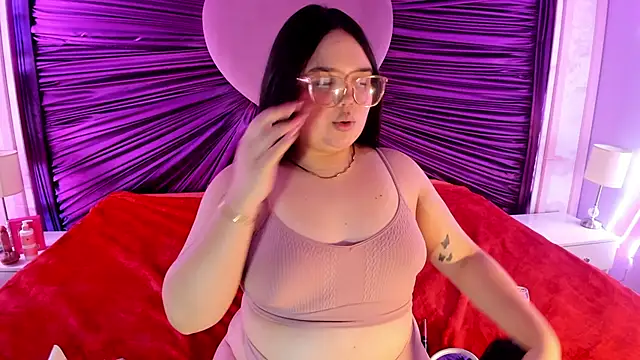 Snapshot of Lushi_Love chatting on 10/08/25, 07:55 Lushi Love online show from 10/08/25, 07:55