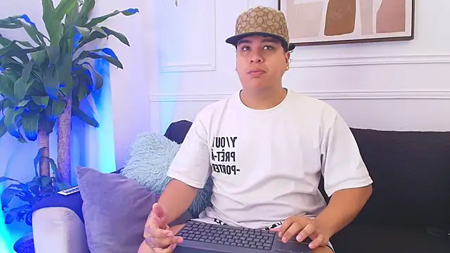 Naim Bennetsex online show from 10/13/25, 06:19