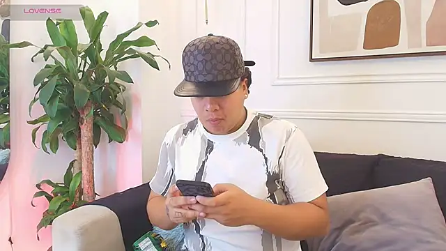 Naim Bennetsex online show from 10/28/25, 06:54