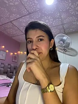 Lenapink19 online show from 11/04/25, 12:10