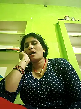 Snapshot of Hot-piuy chatting on 09/23/25, 05:21 Hot-piuy online show from 09/23/25, 05:21