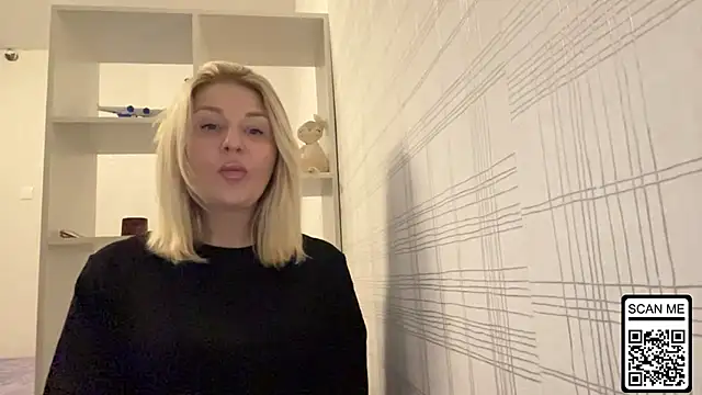 Blondie xoxoxo online show from 10/26/25, 02:45