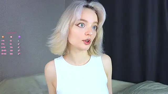 ShizukaBlanche online show from 10/28/25, 02:59