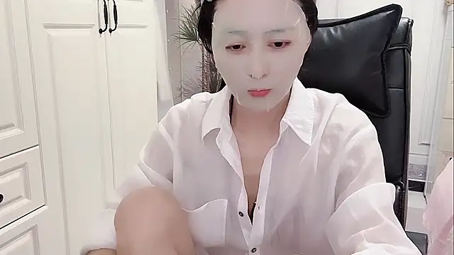 Snapshot of Ianxuan chatting on 10/04/25, 01:03 Ianxuan online show from 10/04/25, 01:03