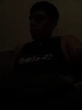 Snapshot of Emma1907 chatting on 11/23/25, 02:22 Emma1907 online show from 11/23/25, 02:22