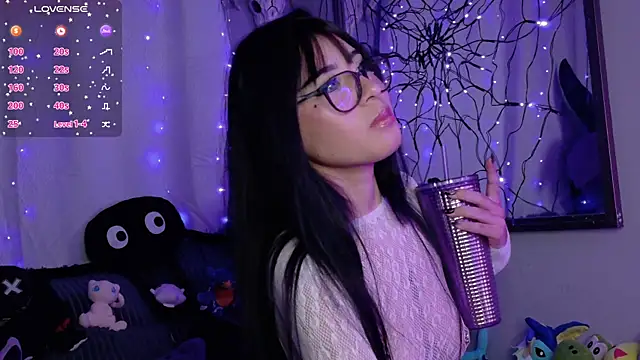 Snapshot of Shar_Succubus chatting on 10/24/25, 01:13 Shar Succubus online show from 10/24/25, 01:13