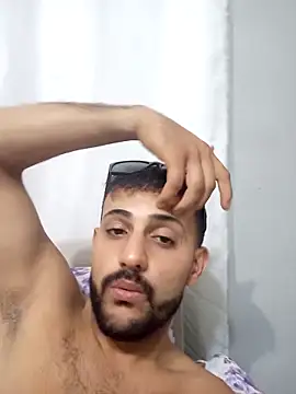 Snapshot of Muratcan33 chatting on 10/07/25, 11:02 Muratcan33 online show from 10/07/25, 11:02