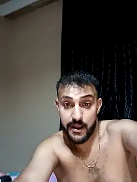 Snapshot of Muratcan33 chatting on 11/07/25, 11:38 Muratcan33 online show from 11/07/25, 11:38