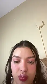 Snapshot of AriaHeavenss chatting on 11/18/25, 12:16 AriaHeavenss online show from 11/18/25, 12:16