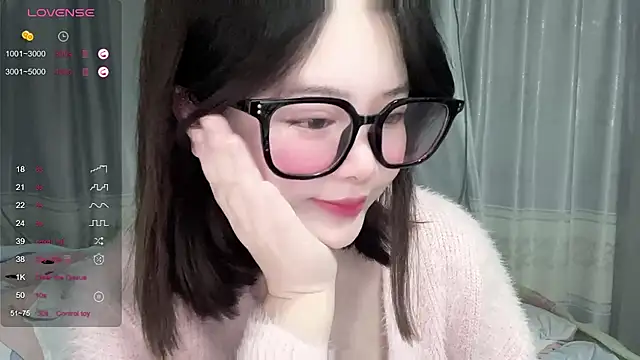 tender-11 online show from 11/09/25, 10:57