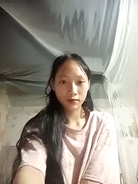 Snapshot of RubySugar18 chatting on 09/10/25, 03:34 RubySugar18 online show from 09/10/25, 03:34