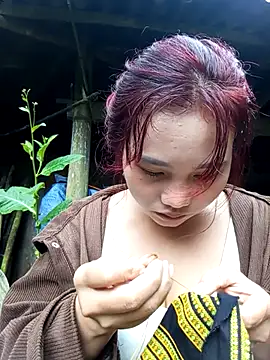 Snapshot of EllyBaby20 chatting on 10/06/25, 02:42 EllyBaby20 online show from 10/06/25, 02:42