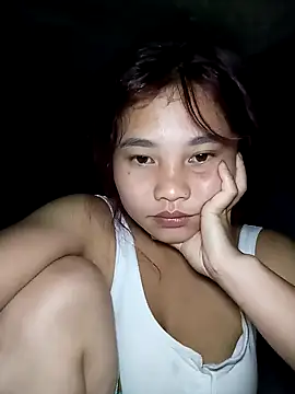 Snapshot of EllyBaby20 chatting on 10/07/25, 04:26 EllyBaby20 online show from 10/07/25, 04:26