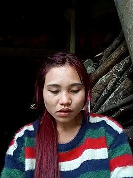 Snapshot of EllyBaby20 chatting on 10/08/25, 04:43 EllyBaby20 online show from 10/08/25, 04:43