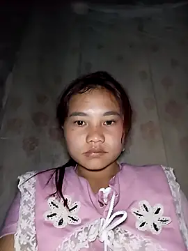 Snapshot of EllyBaby20 chatting on 10/10/25, 11:15 EllyBaby20 online show from 10/10/25, 11:15