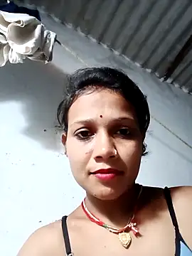 Snapshot of Chandni_Love143 chatting on 09/08/25, 03:44 Chandni Love143 online show from 09/08/25, 03:44