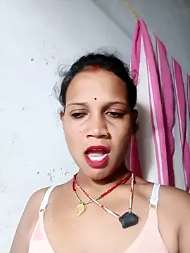 Snapshot of Chandni_Love143 chatting on 09/12/25, 04:07 Chandni Love143 online show from 09/12/25, 04:07