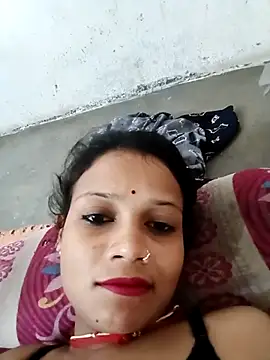 Snapshot of Chandni_Love143 chatting on 09/26/25, 05:00 Chandni Love143 online show from 09/26/25, 05:00