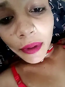 Snapshot of Chandni_Love143 chatting on 09/27/25, 05:12 Chandni Love143 online show from 09/27/25, 05:12