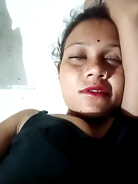 Snapshot of Chandni_Love143 chatting on 09/30/25, 05:07 Chandni Love143 online show from 09/30/25, 05:07