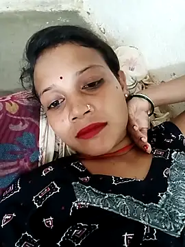 Snapshot of Chandni_Love143 chatting on 10/02/25, 06:53 Chandni Love143 online show from 10/02/25, 06:53