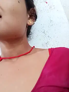 Snapshot of Chandni_Love143 chatting on 10/05/25, 06:12 Chandni Love143 online show from 10/05/25, 06:12