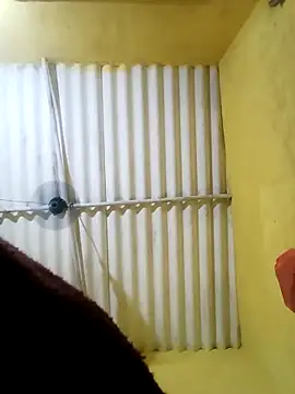 Snapshot of Chandni_Love143 chatting on 10/16/25, 04:52 Chandni Love143 online show from 10/16/25, 04:52