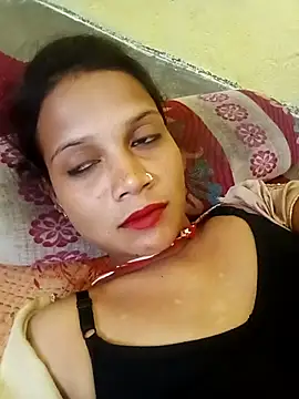 Snapshot of Chandni_Love143 chatting on 10/17/25, 04:59 Chandni Love143 online show from 10/17/25, 04:59