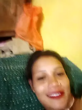 Snapshot of Chandni_Love143 chatting on 10/20/25, 04:18 Chandni Love143 online show from 10/20/25, 04:18