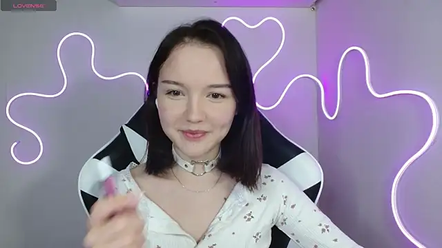 Snapshot of DemiWildcat chatting on 11/05/25, 10:15 DemiWildcat online show from 11/05/25, 10:15