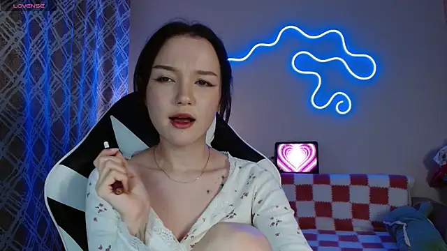 Snapshot of DemiWildcat chatting on 11/23/25, 12:05 DemiWildcat online show from 11/23/25, 12:05