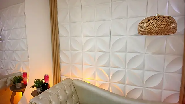 Snapshot of Lily_rousee_ chatting on 11/10/25, 12:48 Lily rousee online show from 11/10/25, 12:48