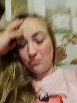 Kiss Eva online show from 11/15/25, 05:20