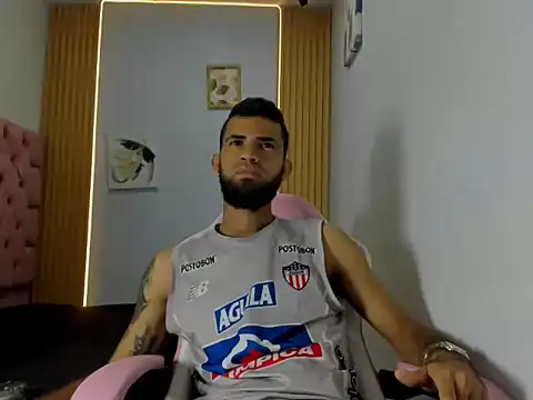 adri sexboy229 online show from 10/07/25, 07:38