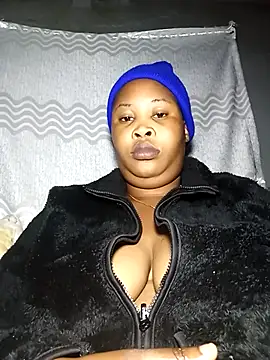 OCEANSQUITERXXX online show from 10/28/25, 12:36