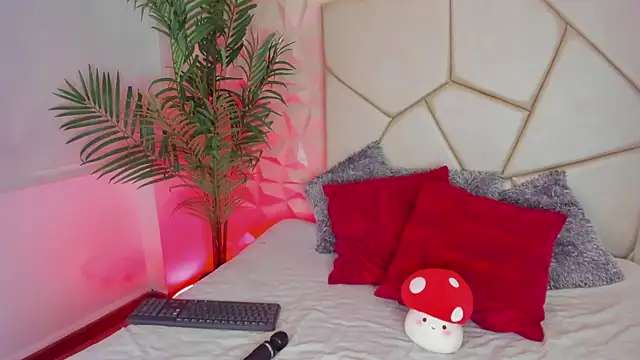 SASHASTRADA online show from 11/08/25, 10:19