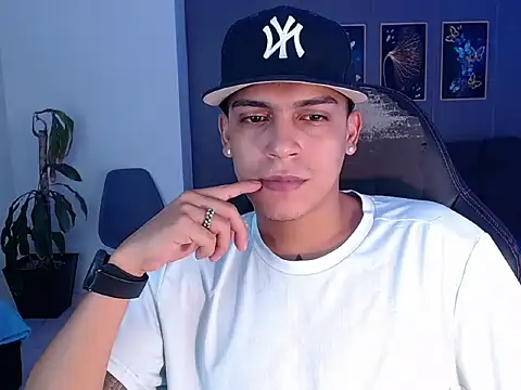 david santos16 online show from 09/12/25, 04:45