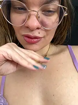 Pribaixinha online show from 10/11/25, 03:06