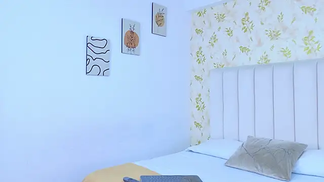 Snapshot of Samanta_Isel chatting on 10/07/25, 03:04 Samanta Isel online show from 10/07/25, 03:04