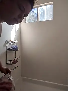 LacyLaurent online show from 11/09/25, 04:16