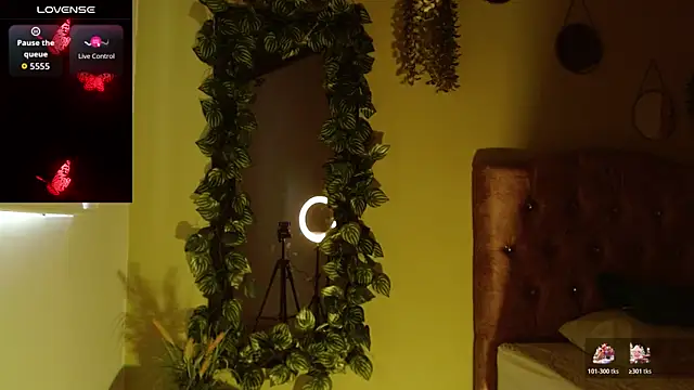 miiss alyssa online show from 11/09/25, 05:22