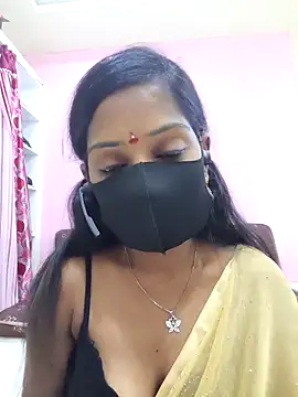 Snapshot of mounika26 chatting on 09/25/25, 04:49 mounika26 online show from 09/25/25, 04:49