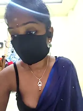 Snapshot of mounika26 chatting on 10/20/25, 06:58 mounika26 online show from 10/20/25, 06:58