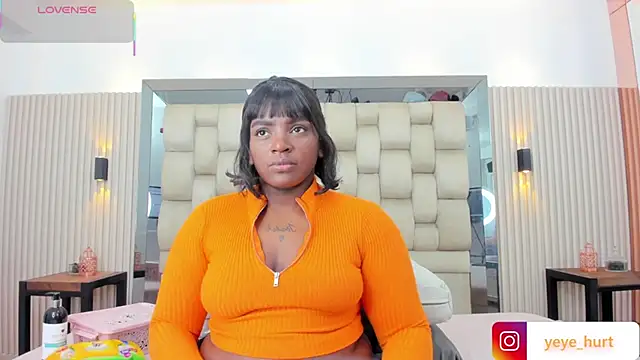 nahomye teylor online show from 09/27/25, 03:22