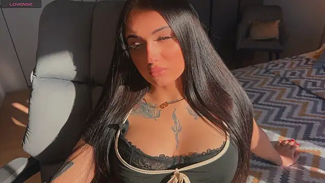 mygoddesshecate online show from 10/18/25, 05:21