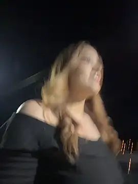 Snapshot of Sam_pablo21 chatting on 11/22/25, 01:04 Sam pablo21 online show from 11/22/25, 01:04