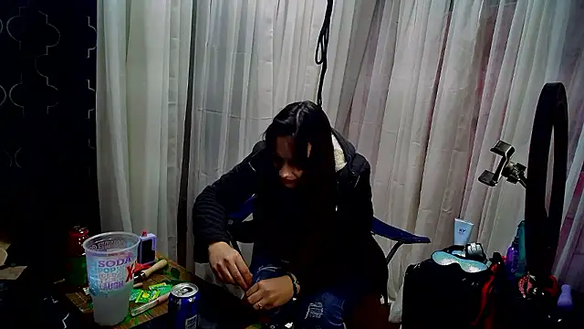 lillylooney online show from 10/29/25, 03:53