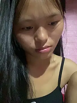 Snapshot of milo_bae chatting on 10/10/25, 10:53 milo bae online show from 10/10/25, 10:53