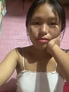 Snapshot of milo_bae chatting on 10/11/25, 11:03 milo bae online show from 10/11/25, 11:03