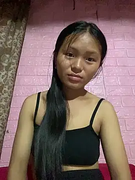 Snapshot of milo_bae chatting on 10/18/25, 11:16 milo bae online show from 10/18/25, 11:16